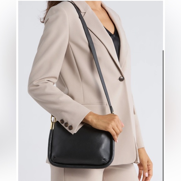 AIMEE Soho Scene Vintage Crossbody Bag$248 NEW/w tag Color: Black